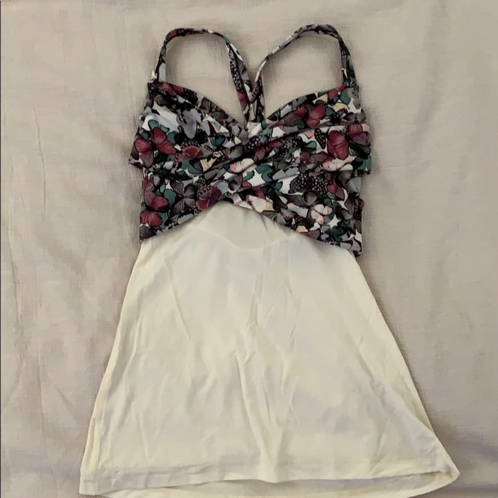 Lululemon top